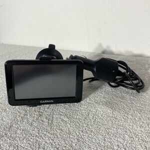 Vintage Garmin GPS W Suction Mount & 12V Plug In Untested